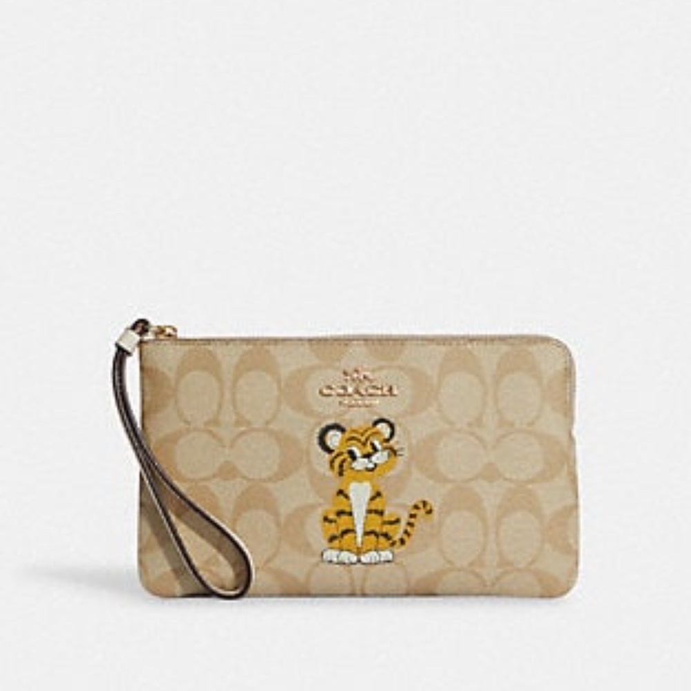 New COACH Large Corner Zip Wristlet In Signature Canvas With Tiger